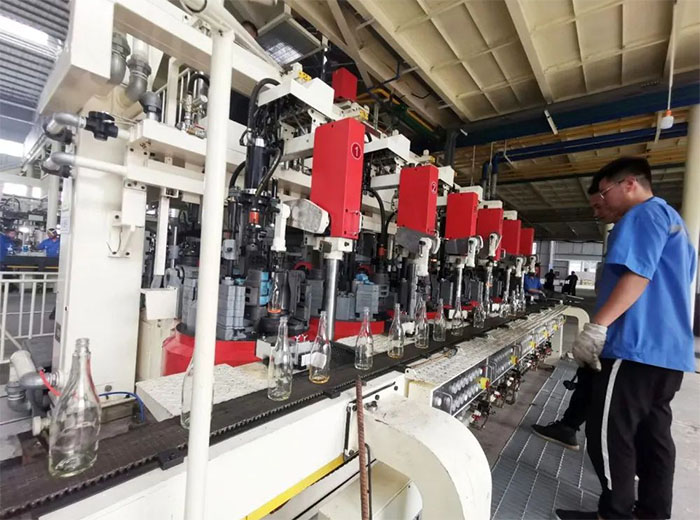 精益求精 鑄造品質(zhì)典范！祝賀山西賈家莊觀宇玻璃順利投產(chǎn)！