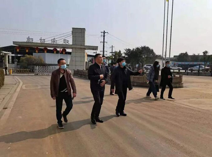 瀘縣縣委副書記、縣長曹陽帶隊到我司督導工作